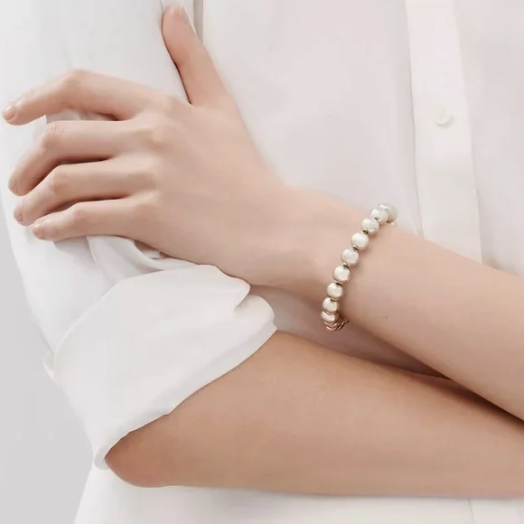 Tiffany & Co Hardware Bead Bracelet in Sterling Silver 10 mm 8.25 length - Picture 9 of 12